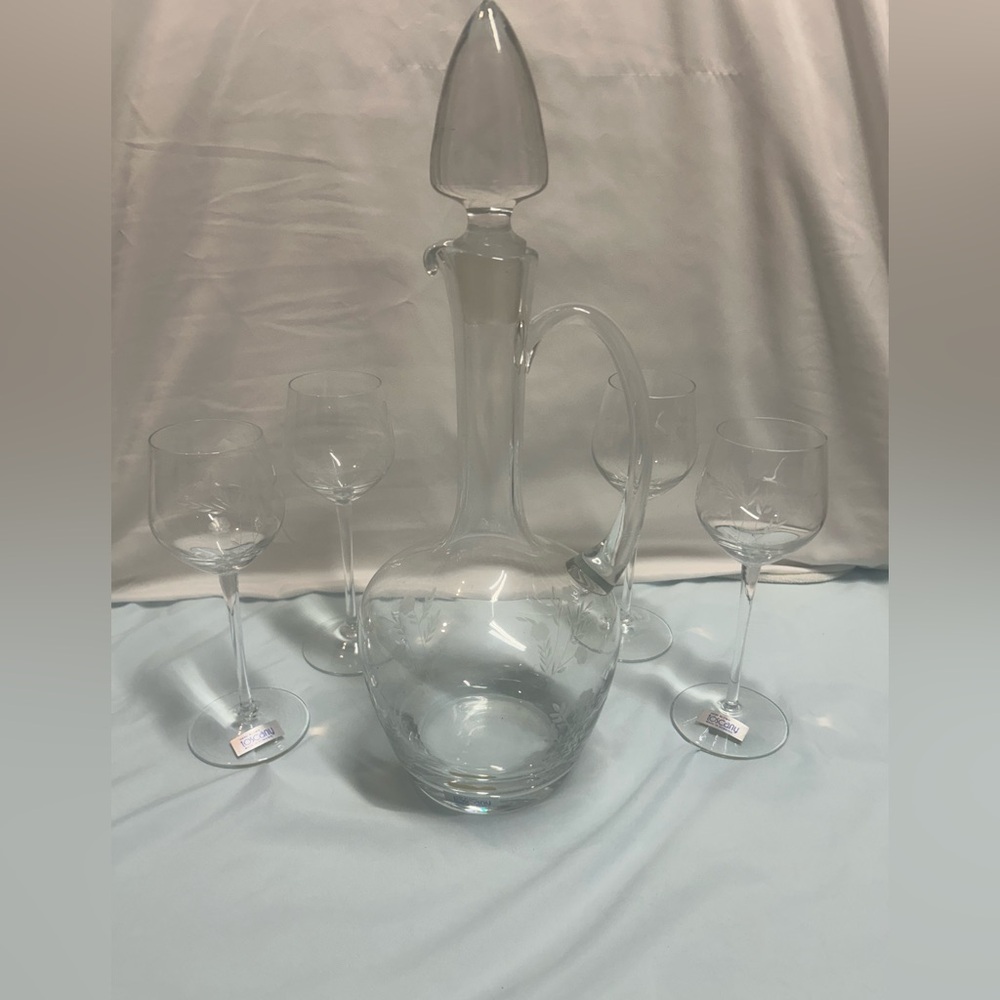 Vintage Toscany Glass Decanter & 4 Glasses Hand Blown Etched Romania